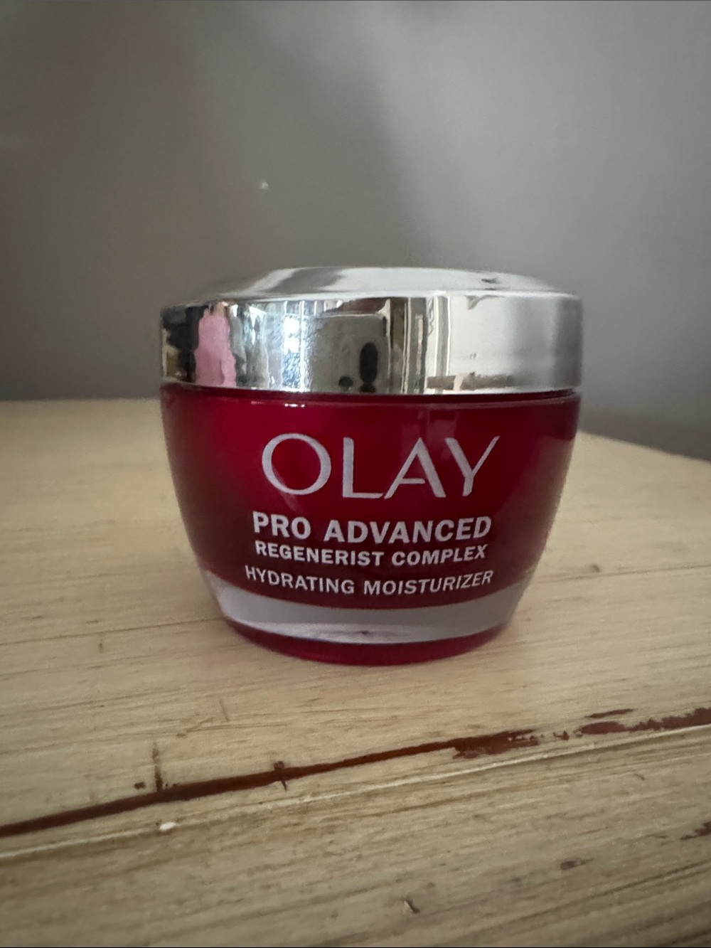OLAY Pro Advanced Regenerist Hydrating Moisturizer & OLAY facial wipes/dry skin